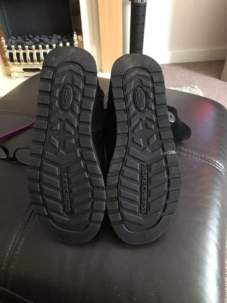 ladies skechers size 4.5